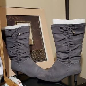 ULLA POPKEN GREY SUEDE BOOTS